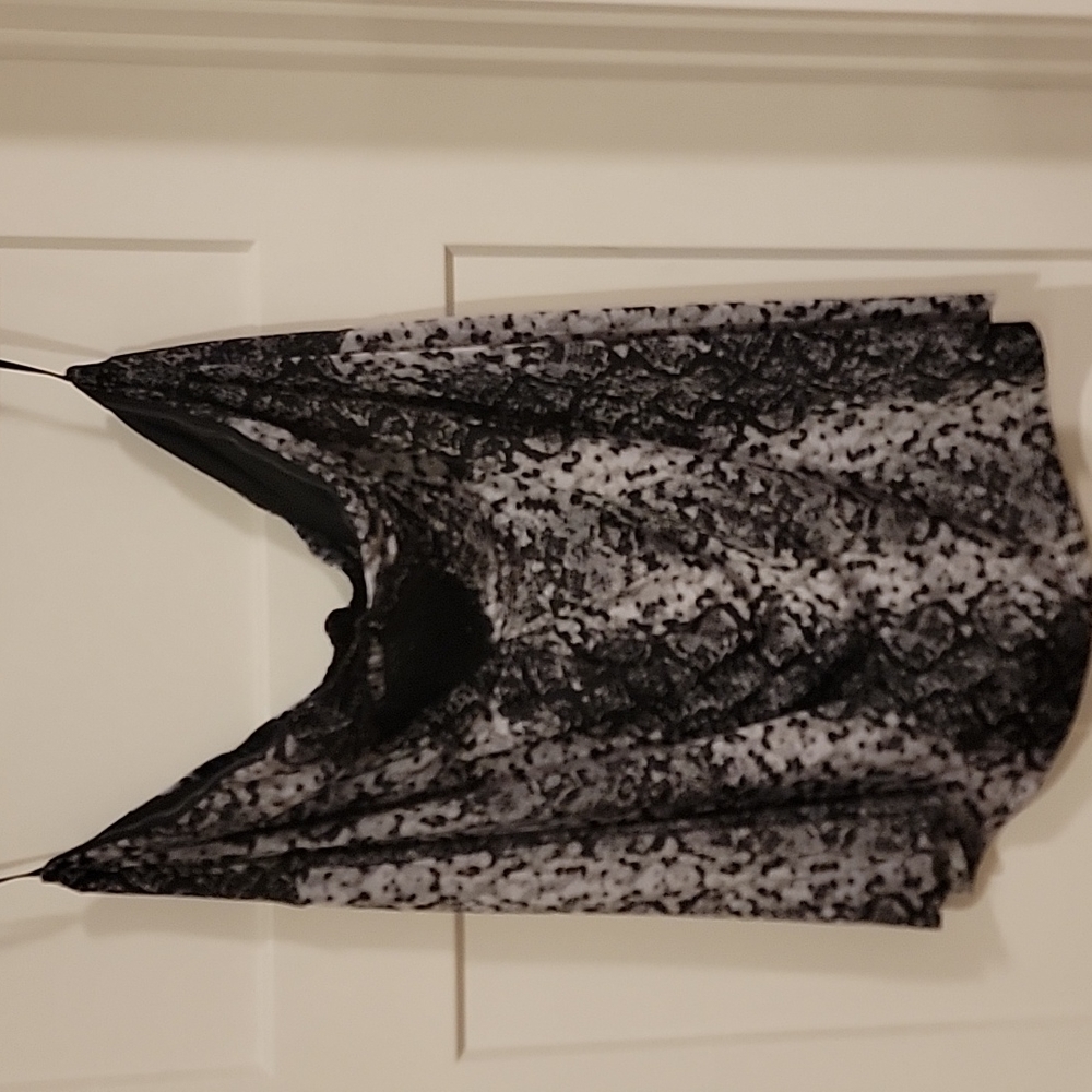 Torrid size 4 women's strapless top